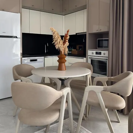 Qoople Ocean One-bedroom - Your Cozy By The Mediterranean Sea شقة *